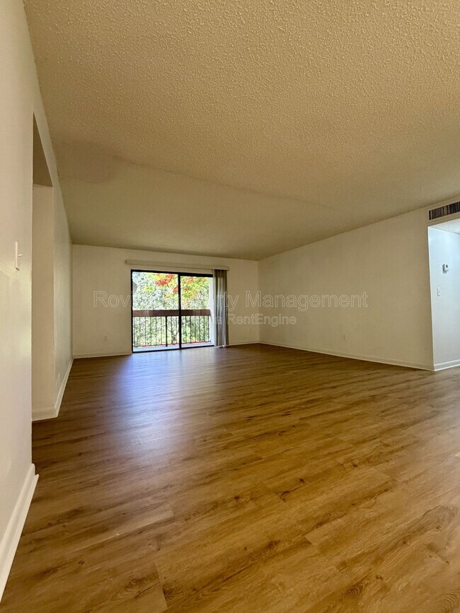Foto del edificio - 8660 SW 149th Ave