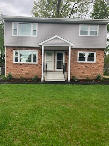 Primary Photo - 39 Maryland Ave