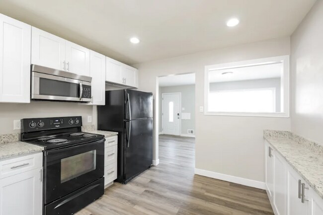 Foto del edificio - 10847 Murray Dr