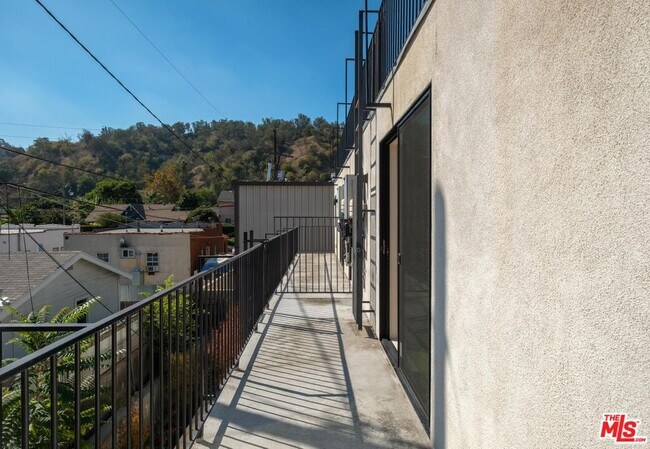 Foto del edificio - 2412 Eads St