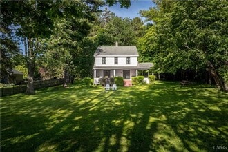 Building Photo - 3177 E Lake Rd