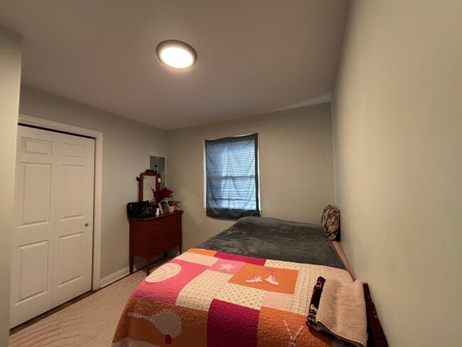 Building Photo - Apartment for Rent