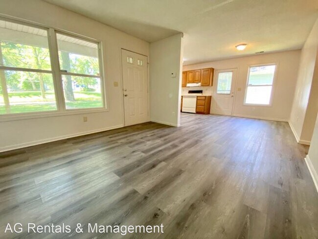Building Photo - 3 br, 1 bath House - 326 W Butler St