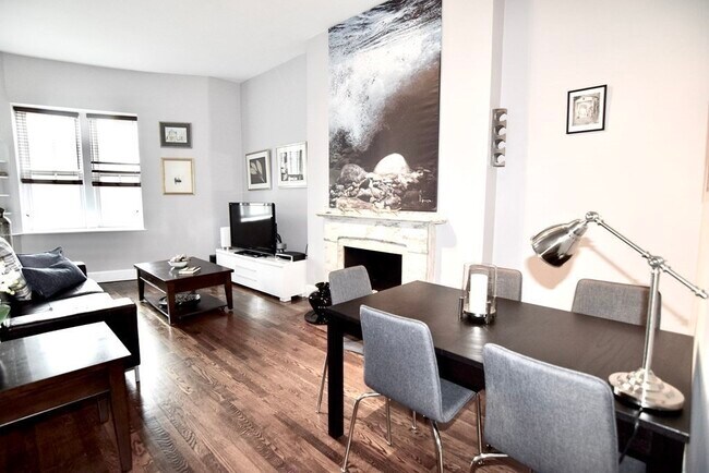 Foto del edificio - 124 Beacon St