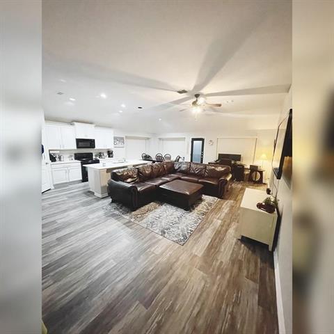 Foto del edificio - 4713 Homelands Way