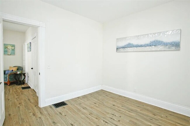 Foto del edificio - 629 Emerson St