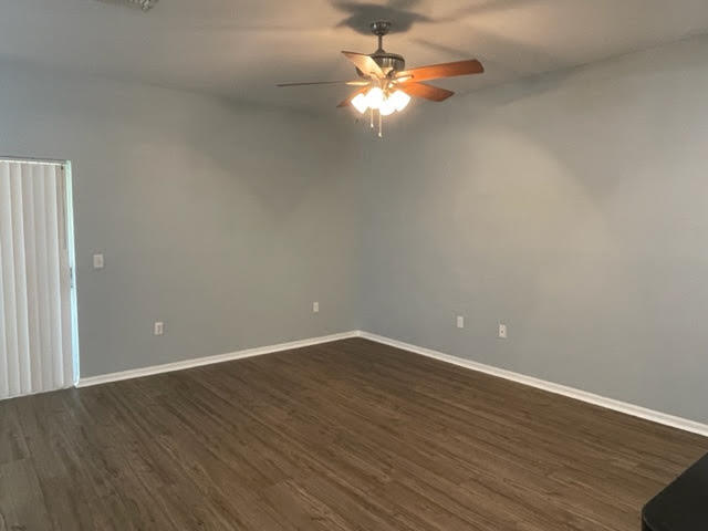 Foto del edificio - 3822 Clearbrook Ln