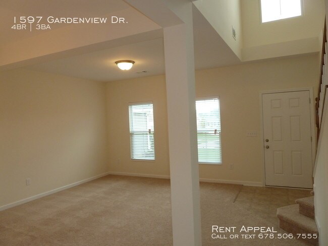 Building Photo - 1597 Gardenview Dr
