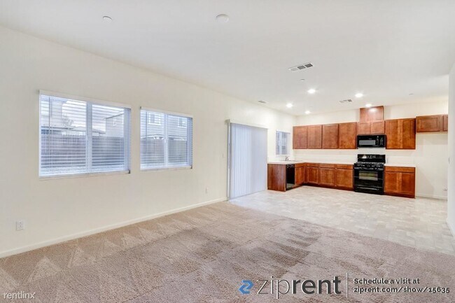 Building Photo - 4 br, 2.5 bath House - 8213 Rick Chapman W...