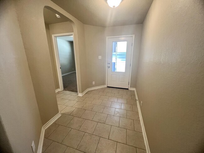 Building Photo - 10822 Shaenmeadow