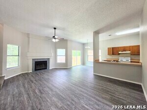 Foto del edificio - 8562 Serene Ridge Dr