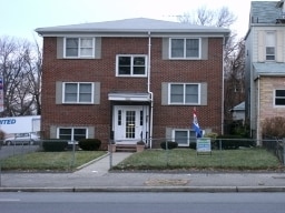 Primary Photo - 398 Park Ave