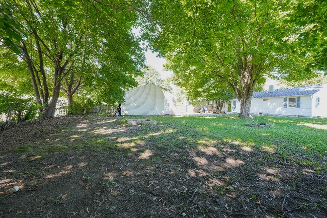 Foto del edificio - 50 Fowler Ave