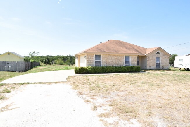 Building Photo - 4041 Wells Dr