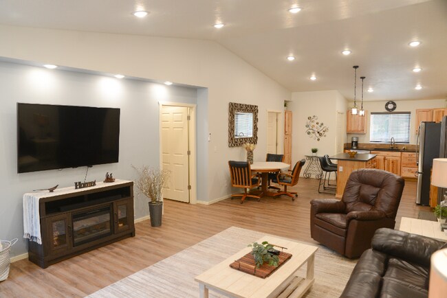 Foto del edificio - 6229 S Chester Creek Rd