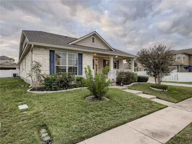 Building Photo - 1807 Colorado Bend Dr