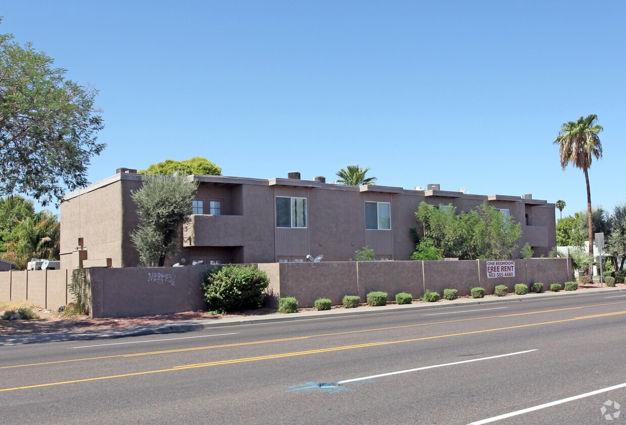 Primary Photo - Cypress Arms Apartments