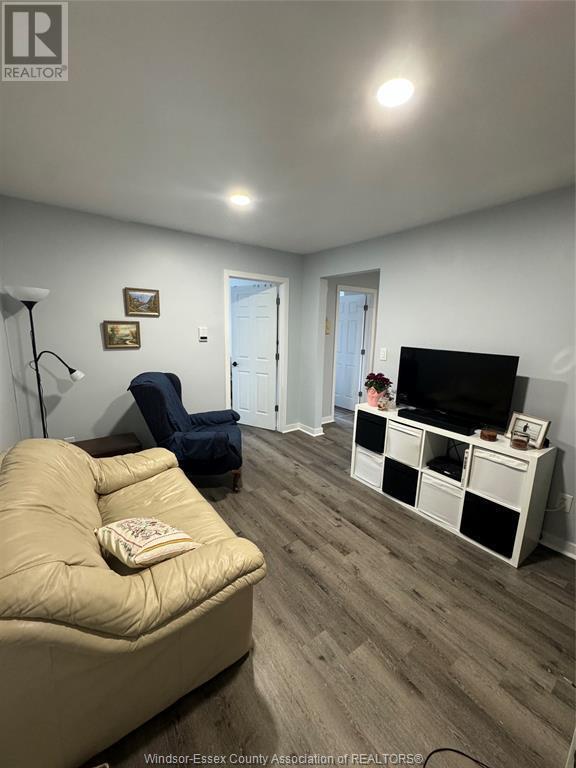 Photo principale - 39 Wyandotte St E