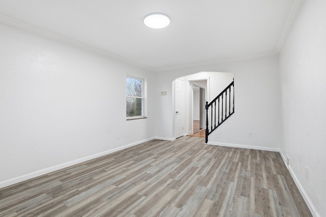 Building Photo - 3405 Willett Rd