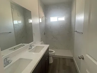 Photo - 25574 E Amanda St House