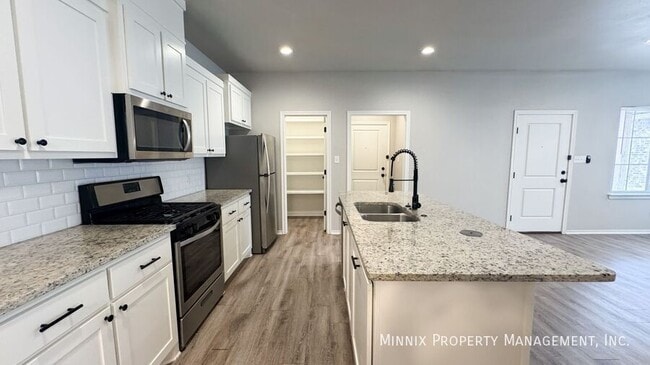 Building Photo - 2205 Quitman Ave