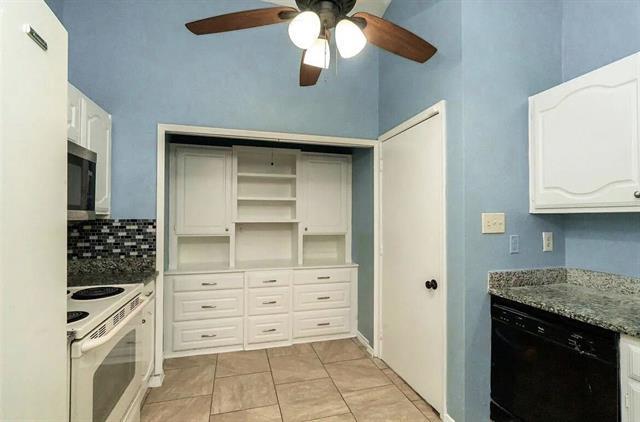 Foto del edificio - 3207 Forest Creek Dr