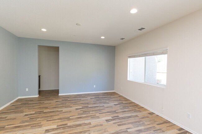 Foto del edificio - 4 Bed, 3 Bath - Fallbrook Single Family Home