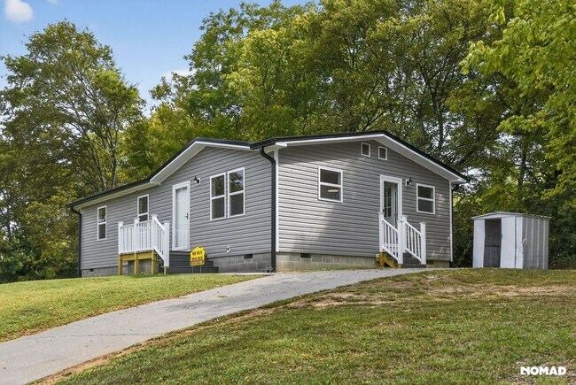 Building Photo - Charming 3BR House in Athens