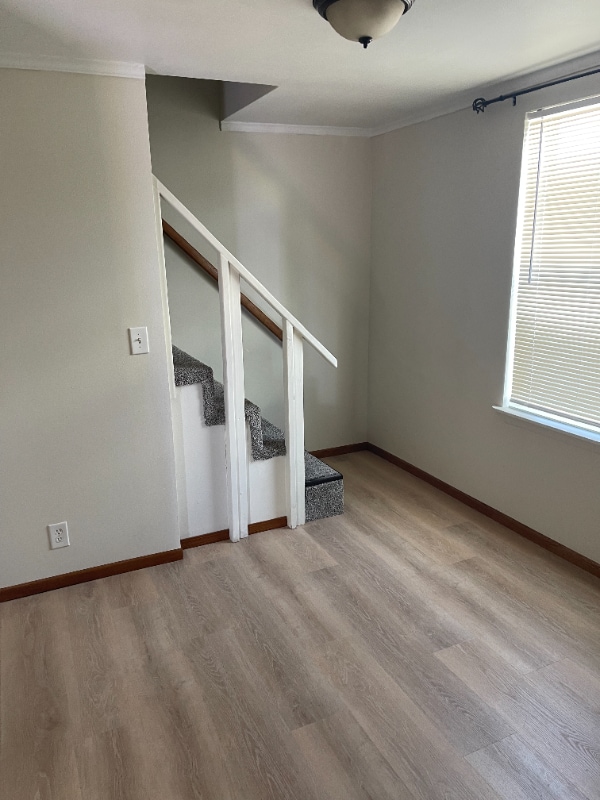 Building Photo - 739 Cashmere St