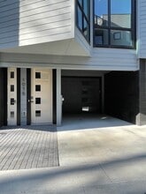 Building Photo - 1058 Kenilworth Ave