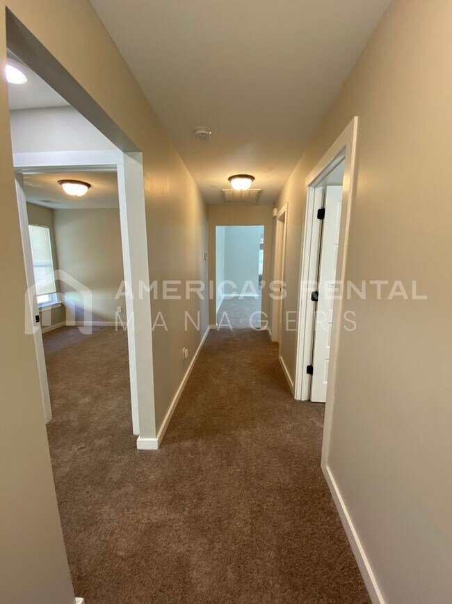 Foto del edificio - Home in Margaret, AL... Available to View ...