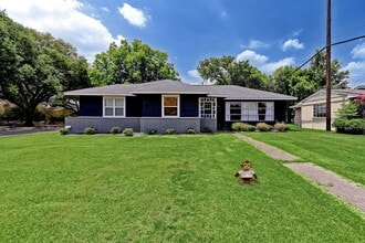Building Photo - 5146 Stuyvesant Ln