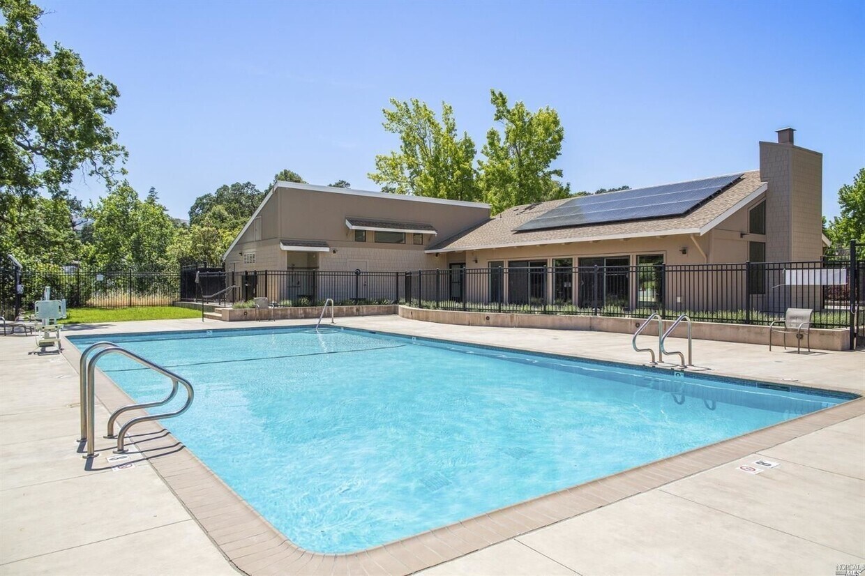 Primary Photo - 1271 Valley Oak Ct