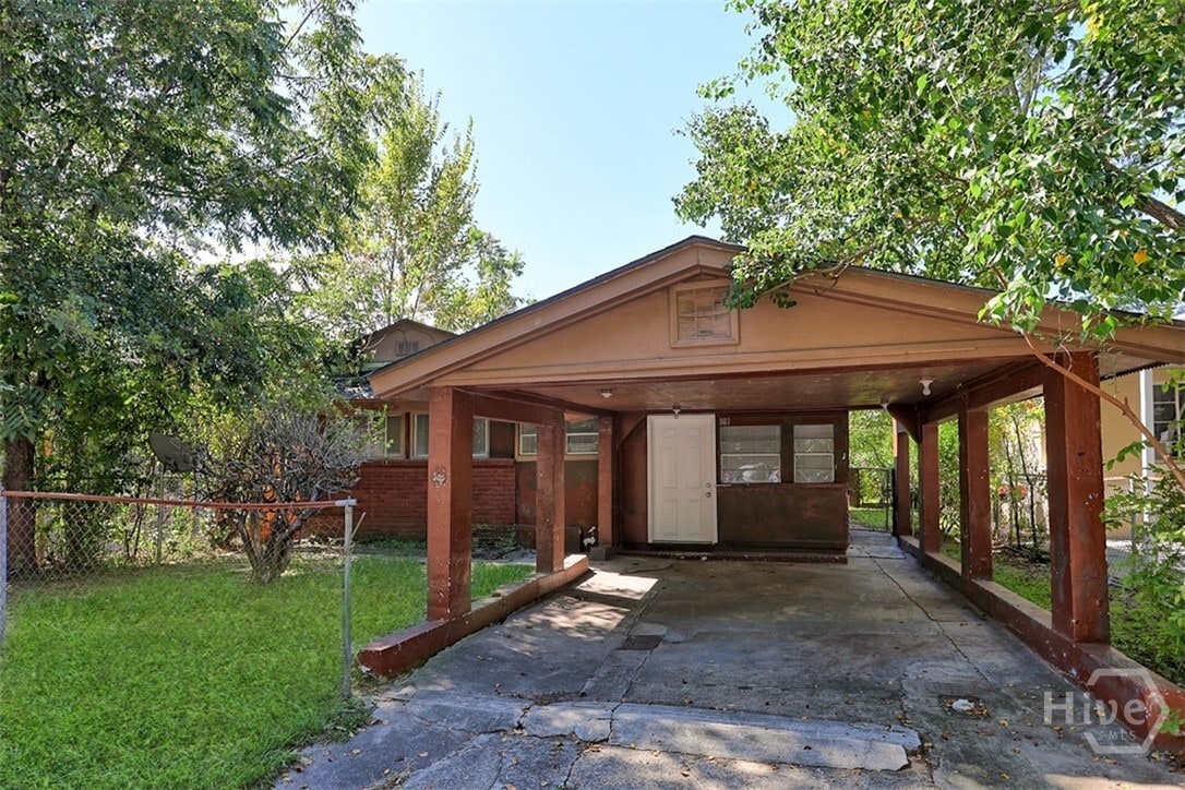 Foto principal - 803 W 50th St