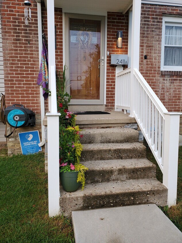 Primary Photo - 2411 Patane Ave