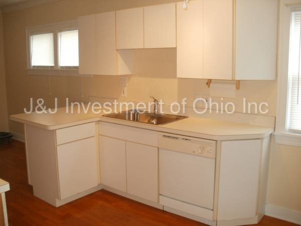 Foto del edificio - 5433 Flowerdale Ave