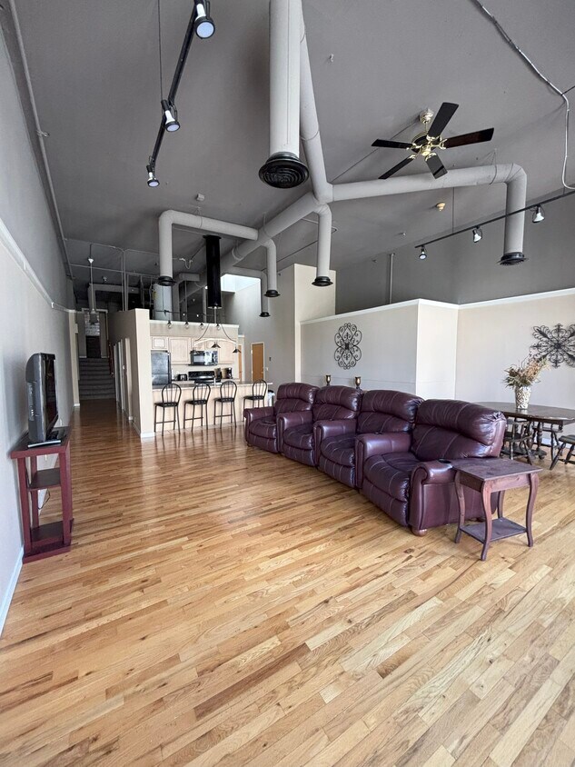 Foto principal - 315 Main St