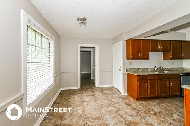 Foto del edificio - 6770 Starkenburg Ln