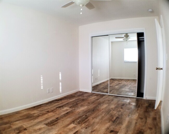 Dormitorio - 8692 SE Kingsley St