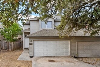 Building Photo - 840 Sagewood Trail