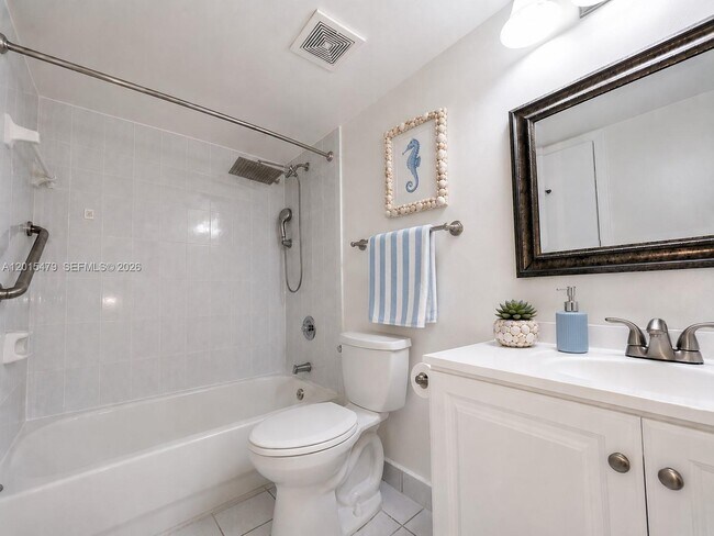 Foto del edificio - 10385 N Kendall Dr