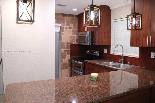 Foto del edificio - 19259 SW 118th Pl