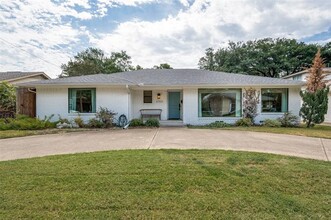 Building Photo - 6762 Inverness Ln