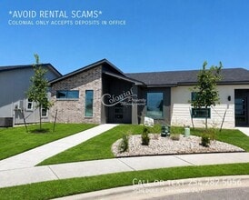 Building Photo - 1622 Crooked River