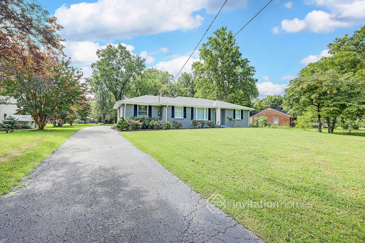 Primary Photo - 360 Wimpole Dr