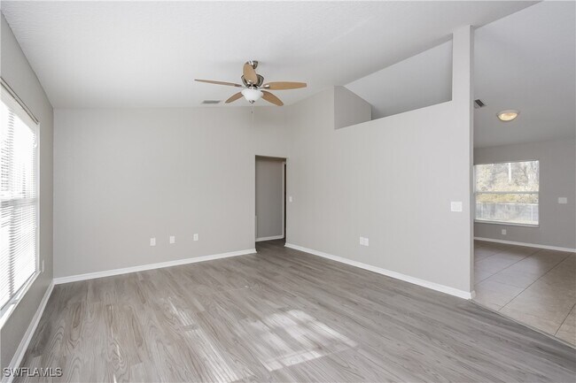 Foto del edificio - 2234 Manheim Ave