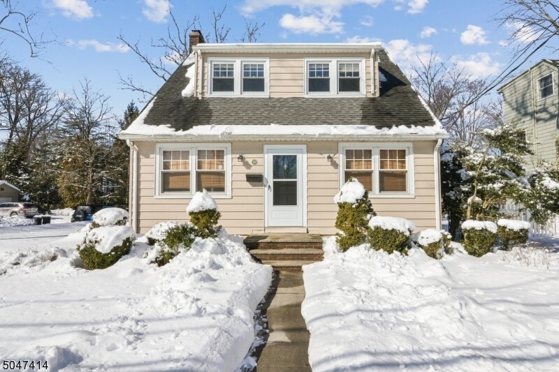 Primary Photo - 58 Brooklake Rd