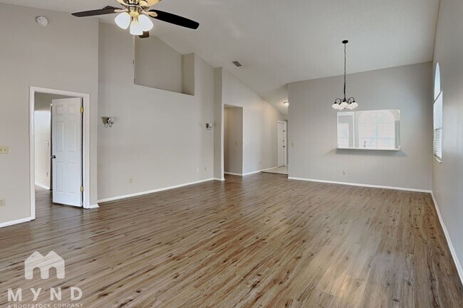 Foto del edificio - 2800 Falling Tree Cir