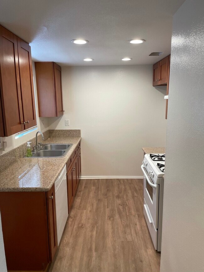 Foto del edificio - 1520 E Coulston St
