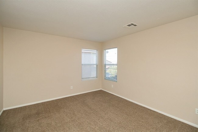 Building Photo - 2392 Ember Mist Ct